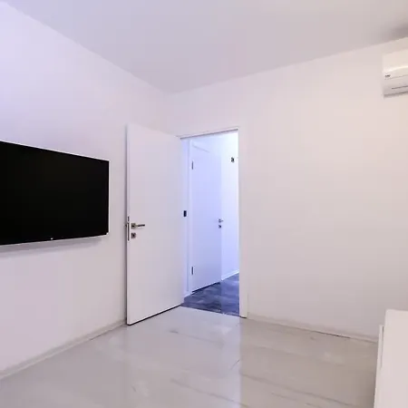 מלון דירות Oksa 3*